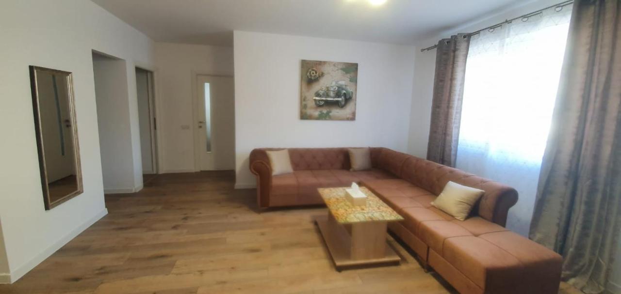 Viv Apartments 210 Floresti  Ngoại thất bức ảnh